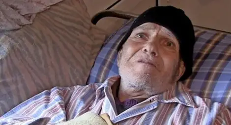 Баба и дядо похарчиха по болници парите си за погребение