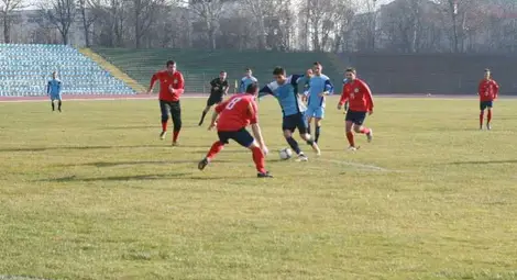 Финансовата криза натисна &bdquo;Бенковски&ldquo; посред зимата