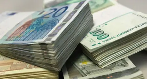 От 1 януари минималната работна заплата става 460 лв.