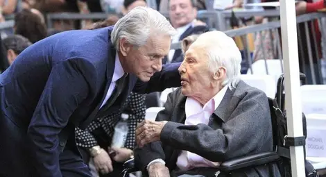 Една звезда от златната ера на Холивуд угасна на 103 години Една звезда от златната ера на Холивуд угасна на 103 години