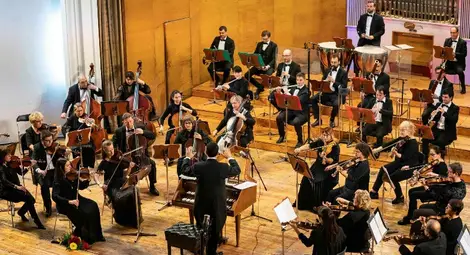 Клавесинът отново води оркестъра: Барокова вечер събира епохи и стилове в Русе