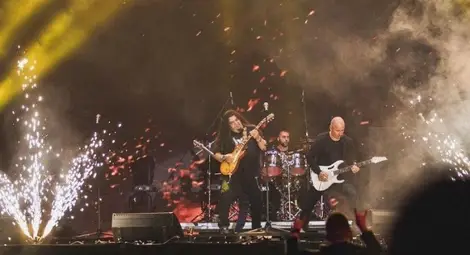 Легендарната група &bdquo;Ахат&ldquo; свири хитовете си на летния рок фест 