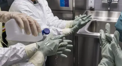 Заразен с ебола италиански лекар оздравя