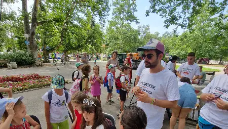 Доброволците, част от дейност за международен доброволчески екип, приключиха успешно своята служба