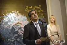 Плевнлиев: Стратегическите решения не се вземат само на "жълтите павета"