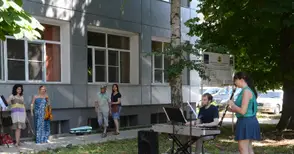 Класически концерт се прие като най-доброто лекарство в Онкоцентъра