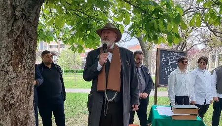 Русе чете Стоян Михайловски Русе чете Стоян Михайловски