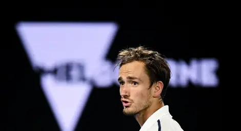 Джокович победи Медведев за девета титла в Мелбърн