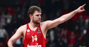 Без Везенков за мачовете на националите в Русе, но с жест за феновете от управата на Арената