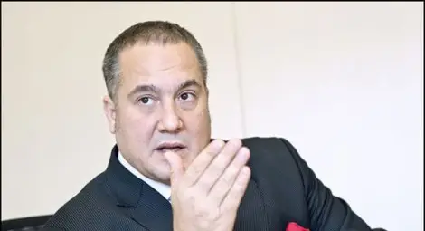 Слави Бинев покани интелектуалците в кабинета си