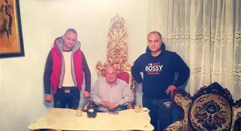 Енергото взема трона на Цар Киро Енергото взема трона на Цар Киро