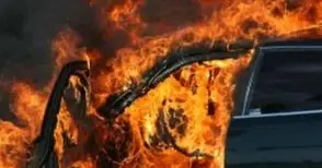 Автомобил изгорял в царевична нива при съмнителни обстоятелства