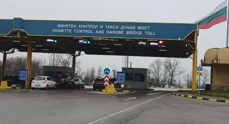 Над 17&nbsp;000 автомобила са преминали през ГКПП &bdquo;Дунав мост&ldquo; при Русе &ndash; Гюргево само в едната посока от началото на 2026 година