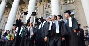 Университетът изпрати Випуск 2013 със 73 отлични дипломи