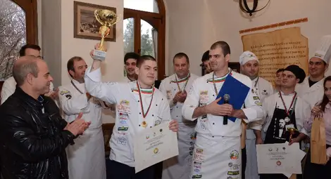 Младият Александър Енчев спечели кулинарна купа Русе 2014