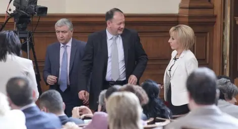 БСП иска оставка на собственото си правителство БСП иска оставка на собственото си правителство