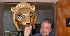 Салваторе превръща панерче за хляб в диамантена корона