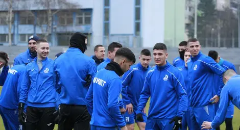 &bdquo;Дунав&ldquo; преговаря с две фирми за подписване на спонсорски договори