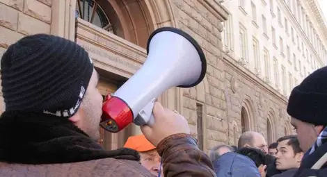 Обществият съвет при Плевнелиев предизвика обществен скандал