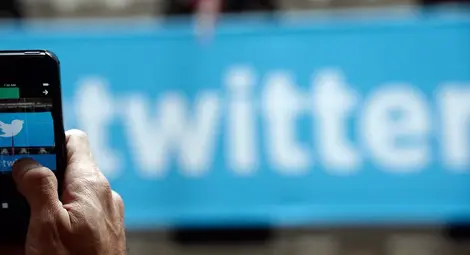 Туитър е инструмент за незабавна борба с фалшивите новини
