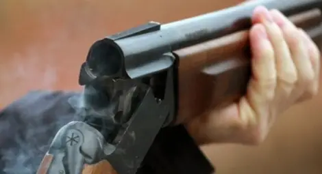 Осъдиха крадеца и купувача на задигната ловна пушка