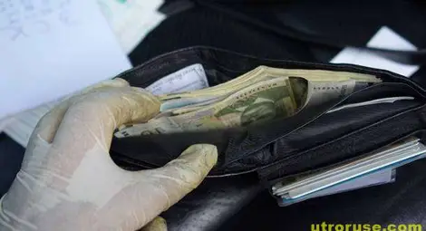 Задържаха трима лекари от ТЕЛК заради подкупи  