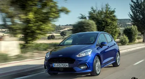 Изцяло новият ford Fiesta е най-добрият избор за бюджета си, според журито на Световен дамски автомобил на годината
