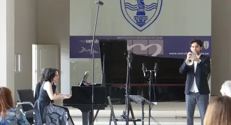 С продължителни овации Русе благодари на Мариета Петкова и Мирослав Петков