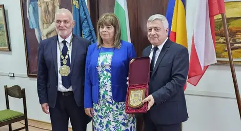 Ректорът на РУ акад. Христо Белоев стана почетен гражданин на Силистра