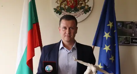 Борово отличи зам.областния Синан Хебибов за съществен принос в обществения живот
