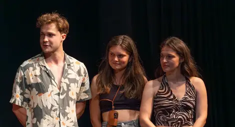 Георги Алексиев, Виктория Владова и Соня Пилатова са новите актьори в Русенския театър. Снимка: Явор МИЧЕВ/ДТ &bdquo;Сава Огнянов&ldquo;