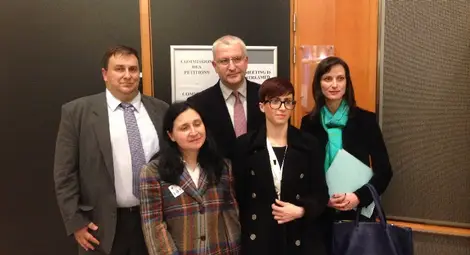 Българско дете осиновено насилствено във Великобритания