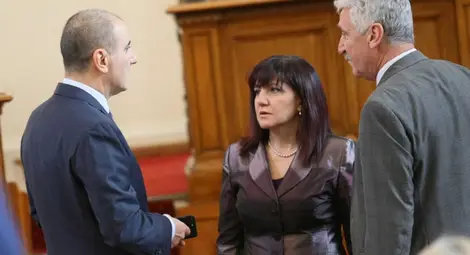 Цвета Караянчева е новият председател на 44-ото Народно събрание Цвета Караянчева е новият председател на 44-ото Народно събрание