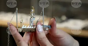 Варненската галерия „Папийон“ представя за 16-и път сборна годишна с бижутерска изложба