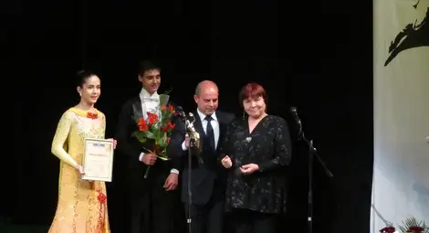 Първият носител на наградата &bdquo;Русе&ldquo; е проф. Васил Арнаудов. Днес вече са 146