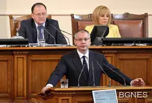 Станишев: Няма да има празен ден без правителство