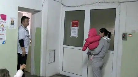 Вирус препълни детското отделение на болницата в Русе