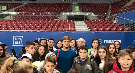 Деца от &bdquo;Русе&ldquo; гледаха Григор и се срещнаха с Давид Гофен