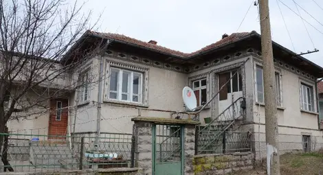 Отвлекли за просяк Велико от Просена и го зарязали като дрипа във Виена