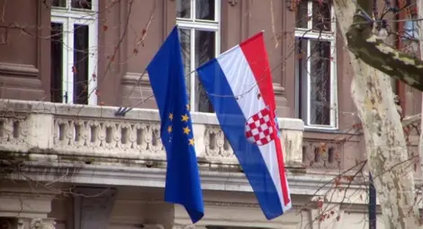 Хърватски град забрани кирилицата и сръбския език