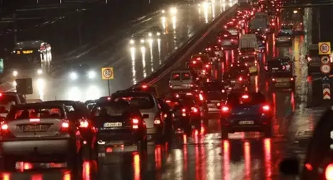 Кметът на София иска спиране от движение на автомобилите без катализатор