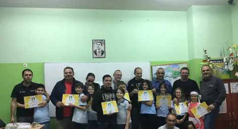 Сладки и соленки омесиха татковци и вуйчовци в Седмицата на бащата Сладки и соленки омесиха татковци и вуйчовци в Седмицата на бащата