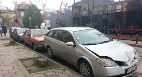 Гърнето блъснал колите, заслепен от ревност