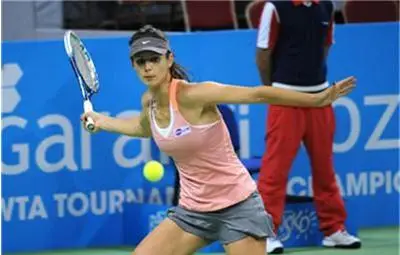 Пиронкова с победа в Сидни след силен мач и отказване на Морита