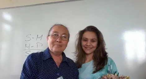 Маша Станчева учила български с първите си първокласници Маша Станчева учила български с първите си първокласници