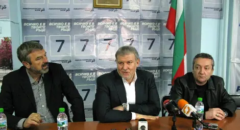 До 30 април ще бъдат ясни номинациите на СДС за кметове и общински съветници