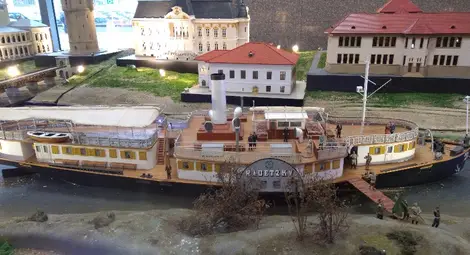 45 забележителности от двата бряга на Дунав събрани в Канев център 45 забележителности от двата бряга на Дунав събрани в Канев център