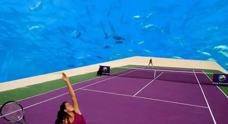Най-новото от Дубай: Подводен тенис стадион
