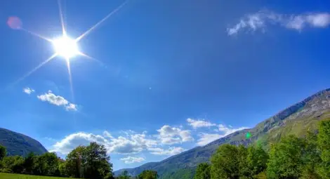 Повече слънце преди обед, привечер краткотрайни валежи