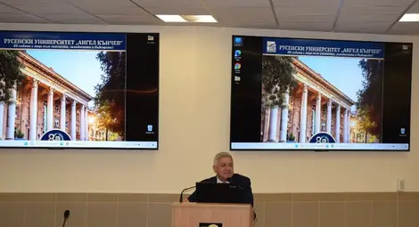 В Русенския университет се проведе годишната конференция по проект "Русенски изследователски университет"